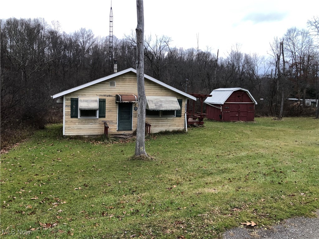 78500 Kinsey Orchard Road, Freeport, Ohio image 3