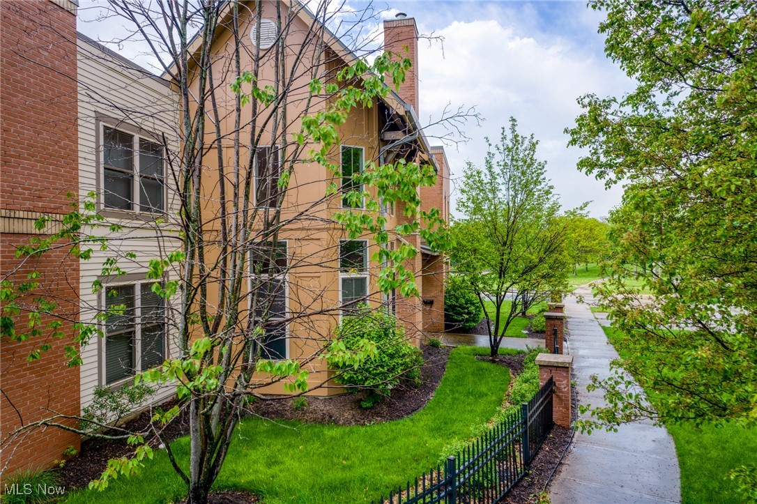3219 Euclid Heights Boulevard, Cleveland Heights, Ohio image 47