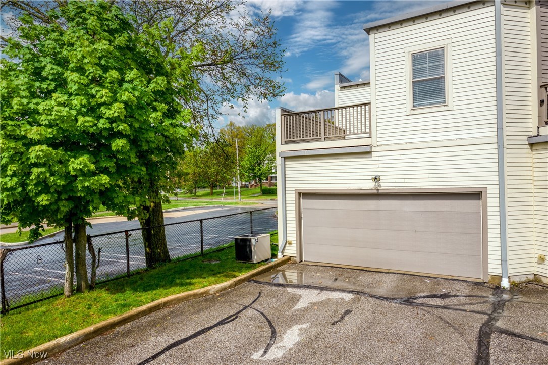3219 Euclid Heights Boulevard, Cleveland Heights, Ohio image 45
