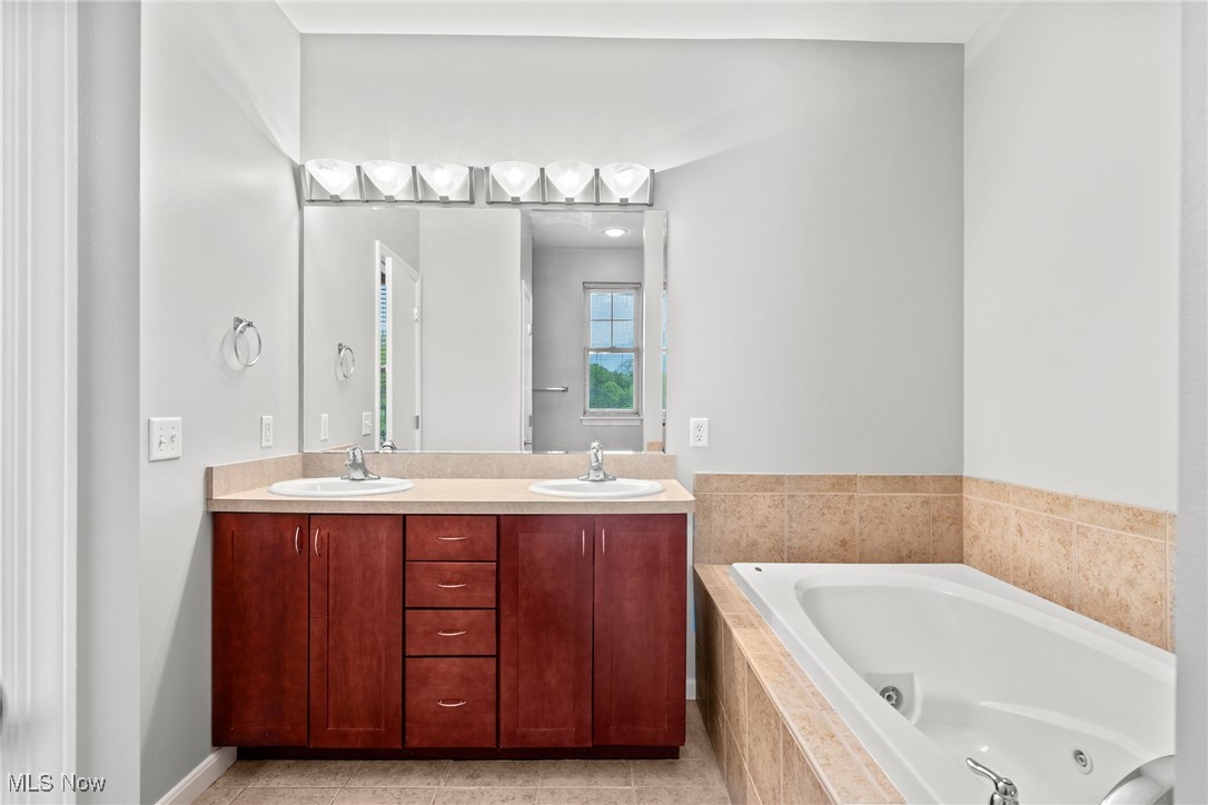 3219 Euclid Heights Boulevard, Cleveland Heights, Ohio image 25