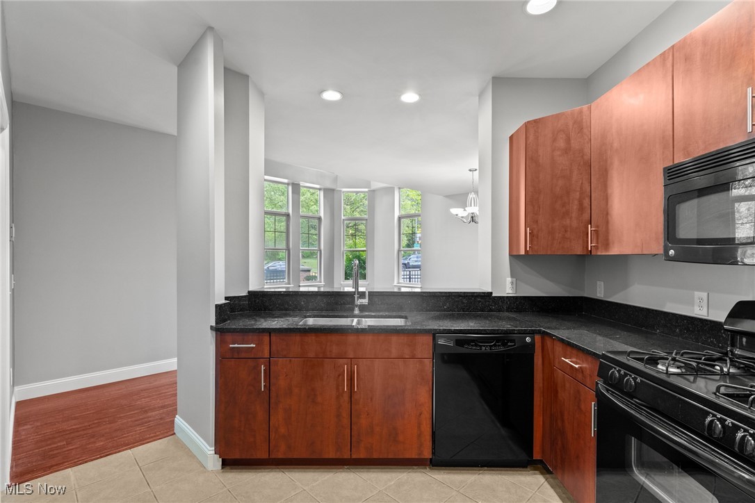 3219 Euclid Heights Boulevard, Cleveland Heights, Ohio image 15