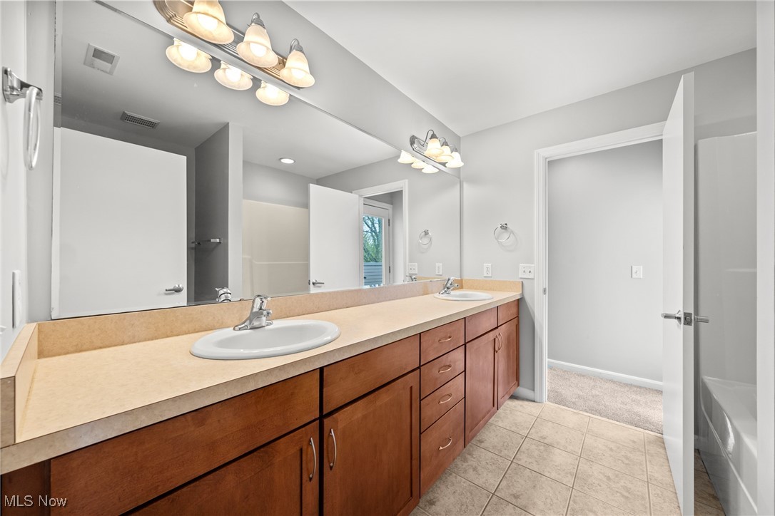 3219 Euclid Heights Boulevard, Cleveland Heights, Ohio image 42