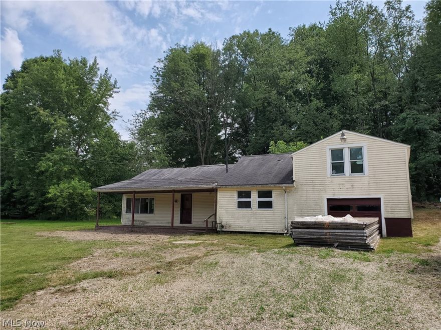 ***** Absolute Auction Thurs. Aug 4, 2022 - 6:00pm This vinyl sided home, having two bedrooms, one full bath, lot size 160’x127', forced air gas furnace, built in 1958, county sewer, well water, taxes $425.79 per half year. Great Location!! Investment Opportunity!! Home needs work so remodel to your liking!!