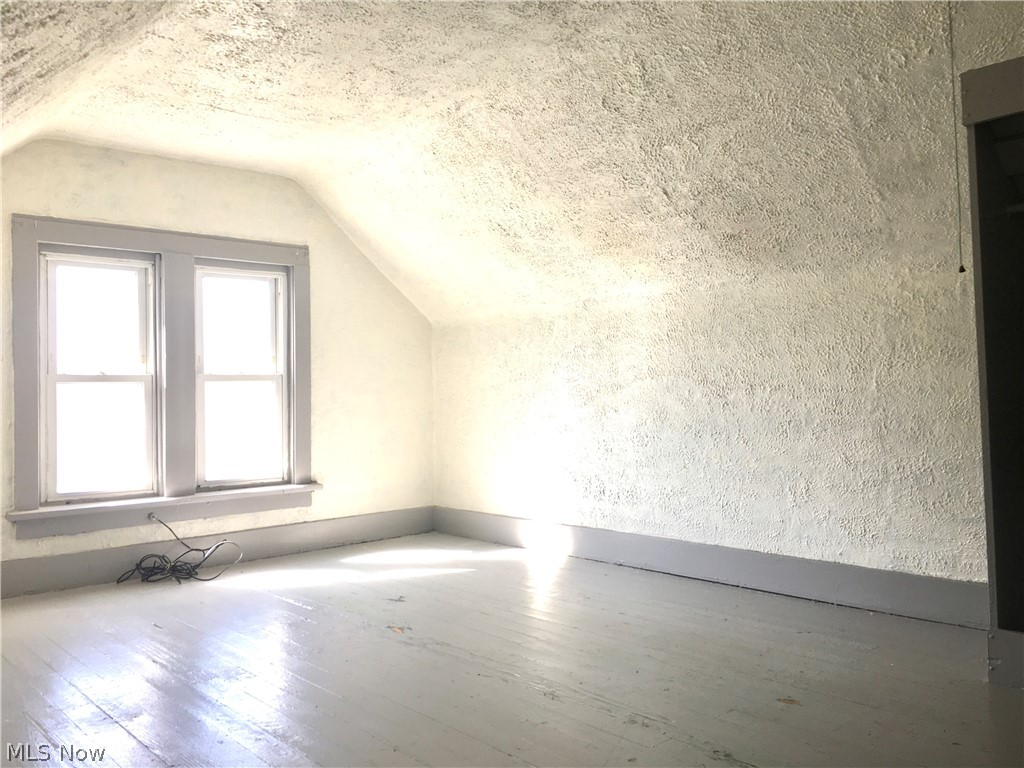 Kenmore Park - Residential Lease