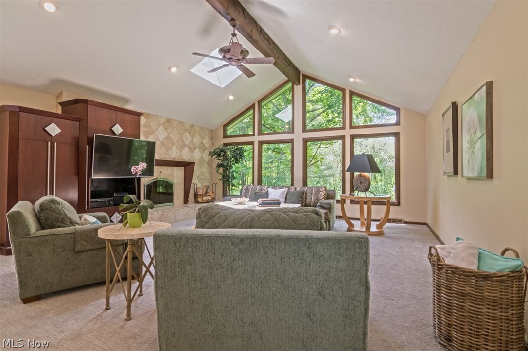 Sunrise Dev Co Woodburn Hills - Residential