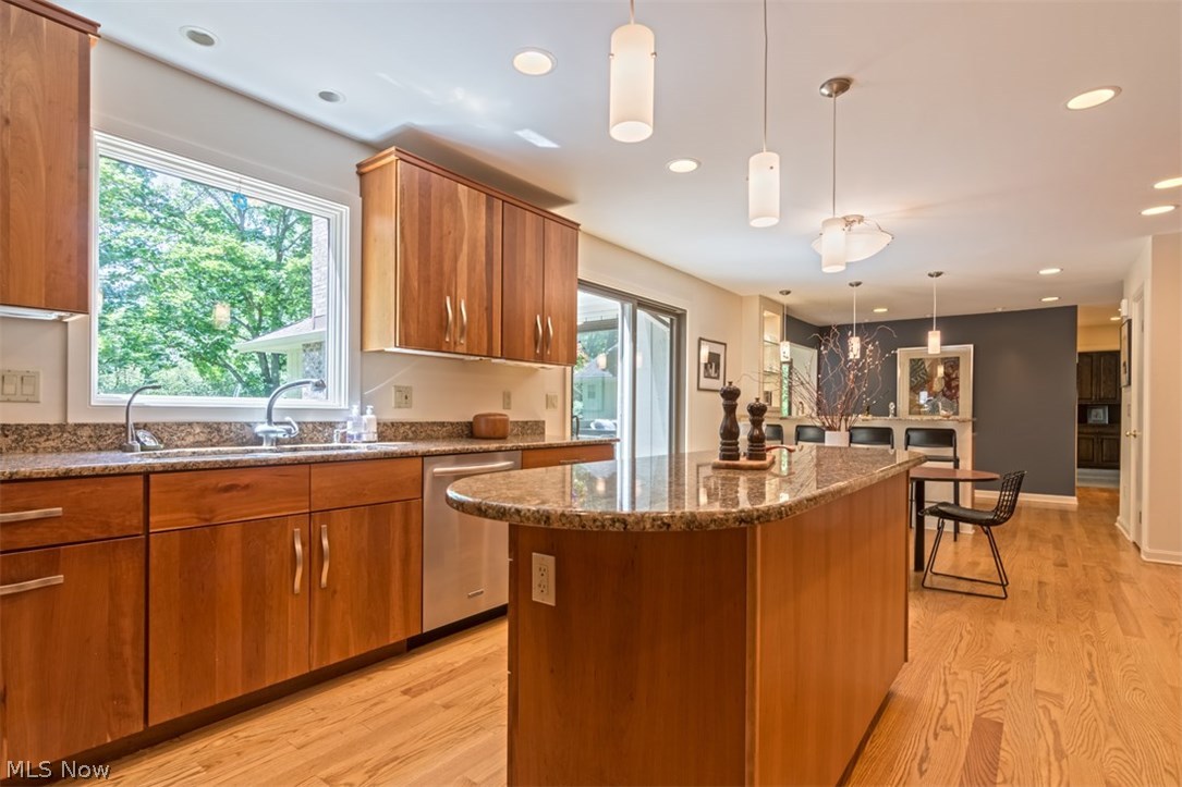 Sunrise Dev Co Woodburn Hills - Residential