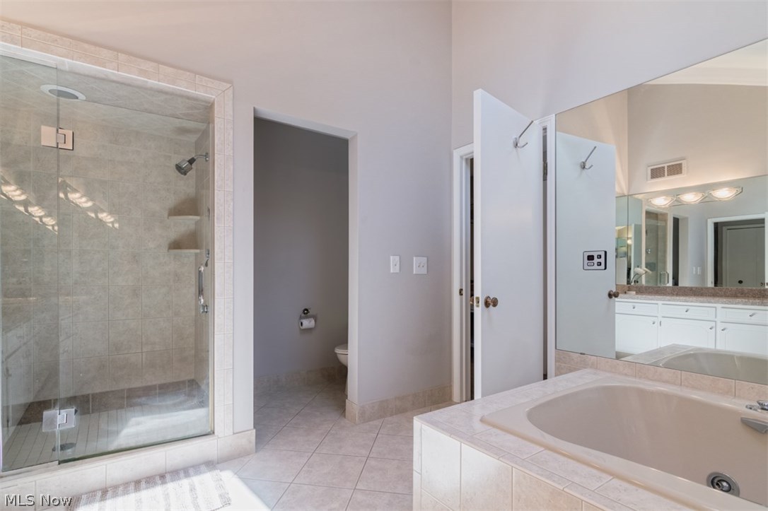 Sunrise Dev Co Woodburn Hills - Residential