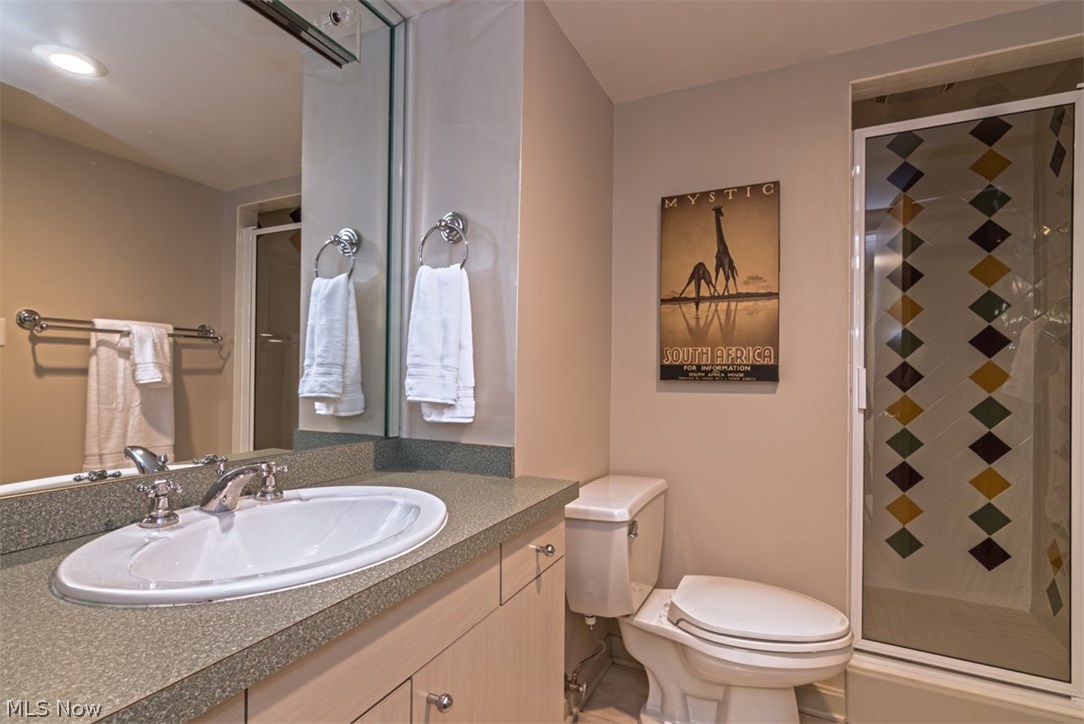 Sunrise Dev Co Woodburn Hills - Residential