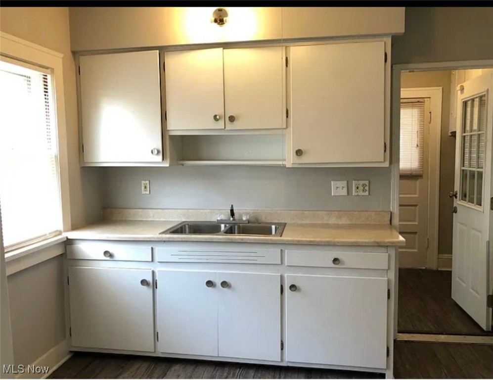 Warner Realty Companys - Residential Income