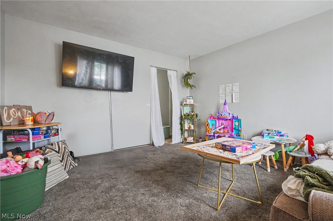 East Market Acres - Residential Income