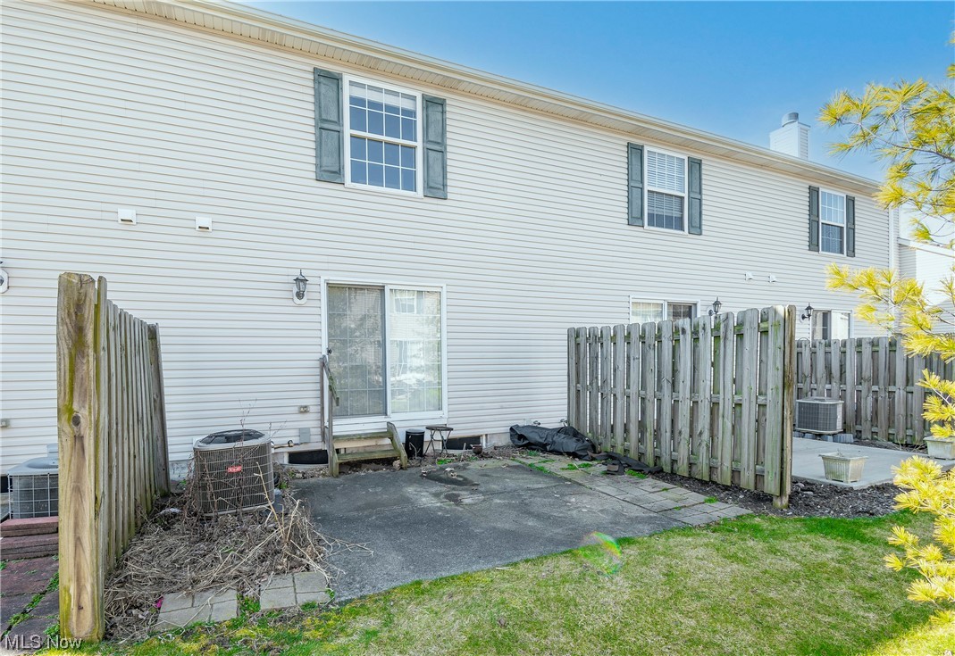 Vantage Point Twnhms Ph 09 - Residential