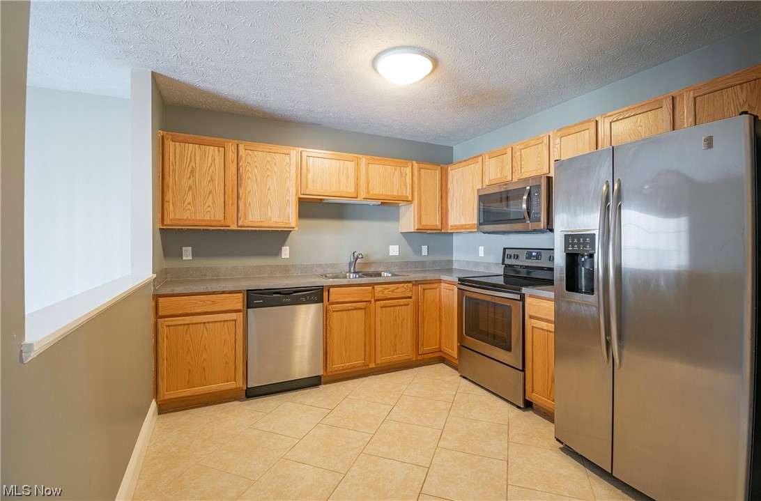 Vantage Point Twnhms Ph 09 - Residential