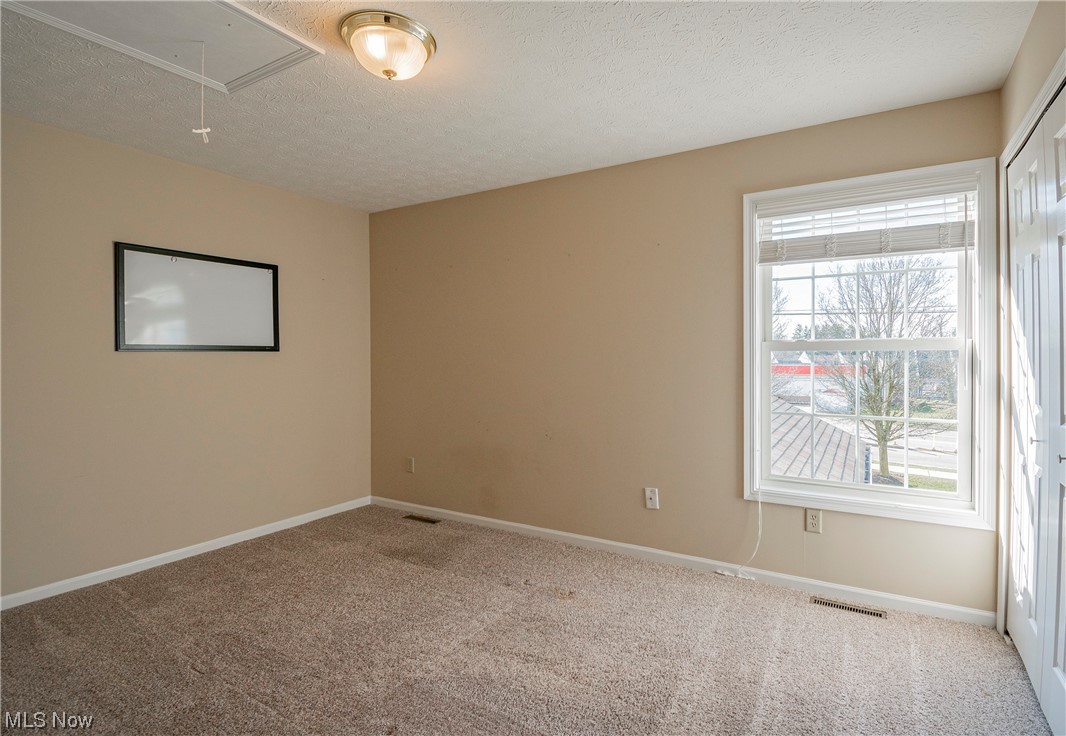 Vantage Point Twnhms Ph 09 - Residential