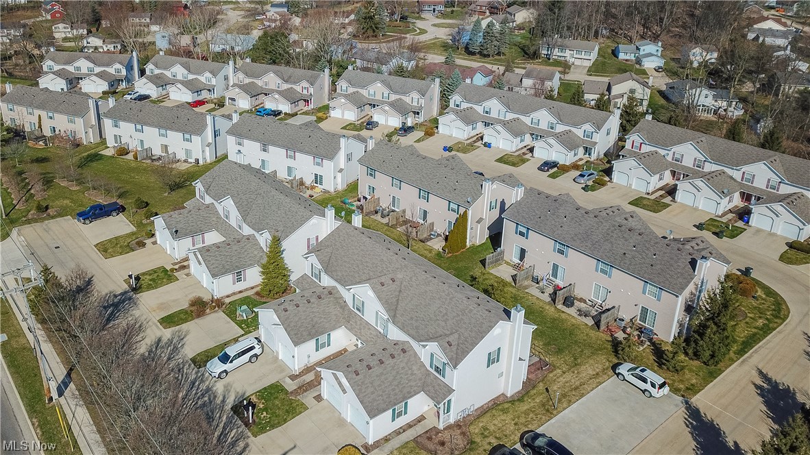 Vantage Point Twnhms Ph 09 - Residential