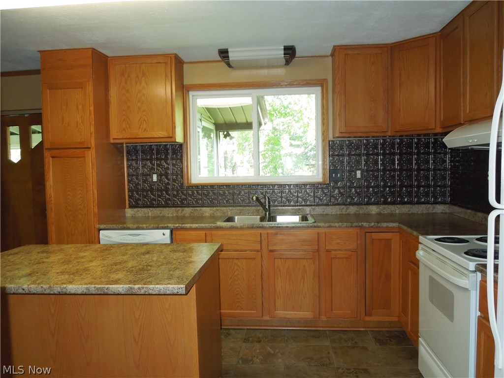 Village/Beach City - Residential