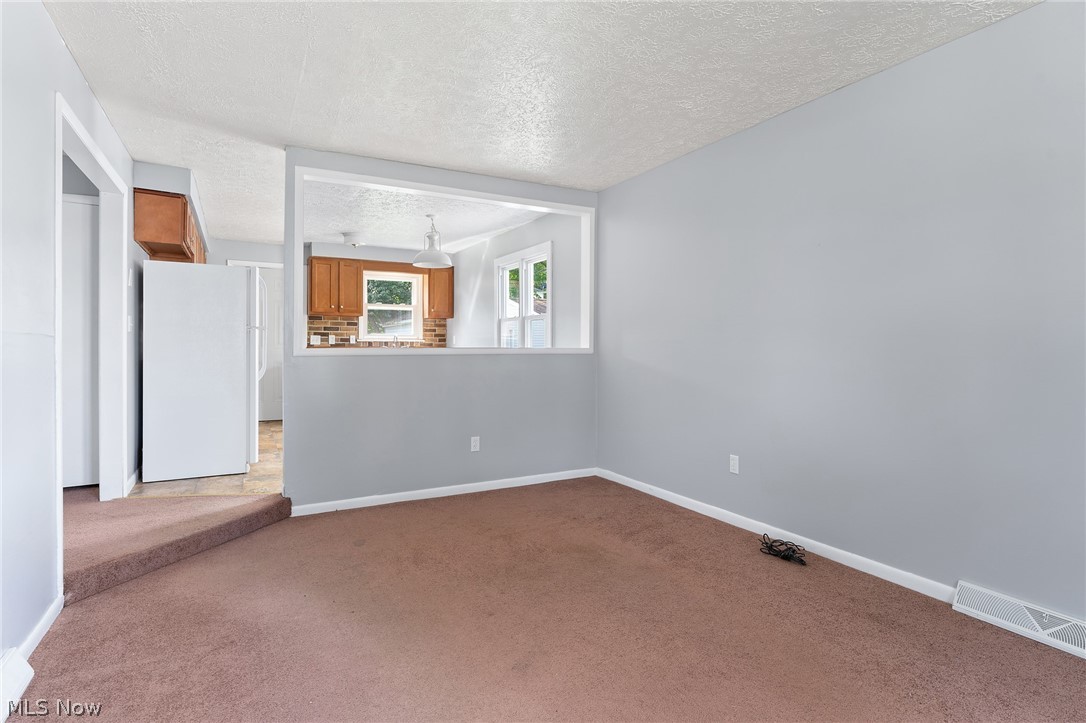 Home Crest - Residential