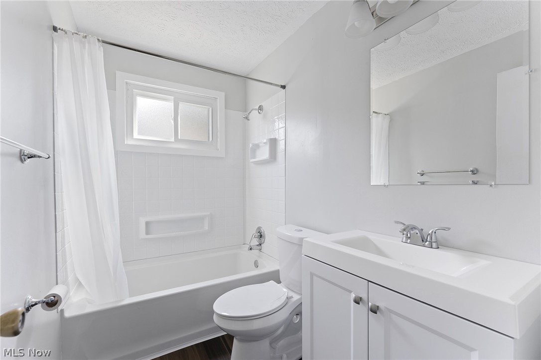 Home Crest - Residential