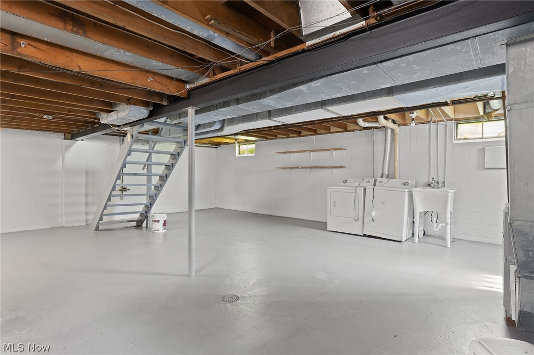 Home Crest - Residential