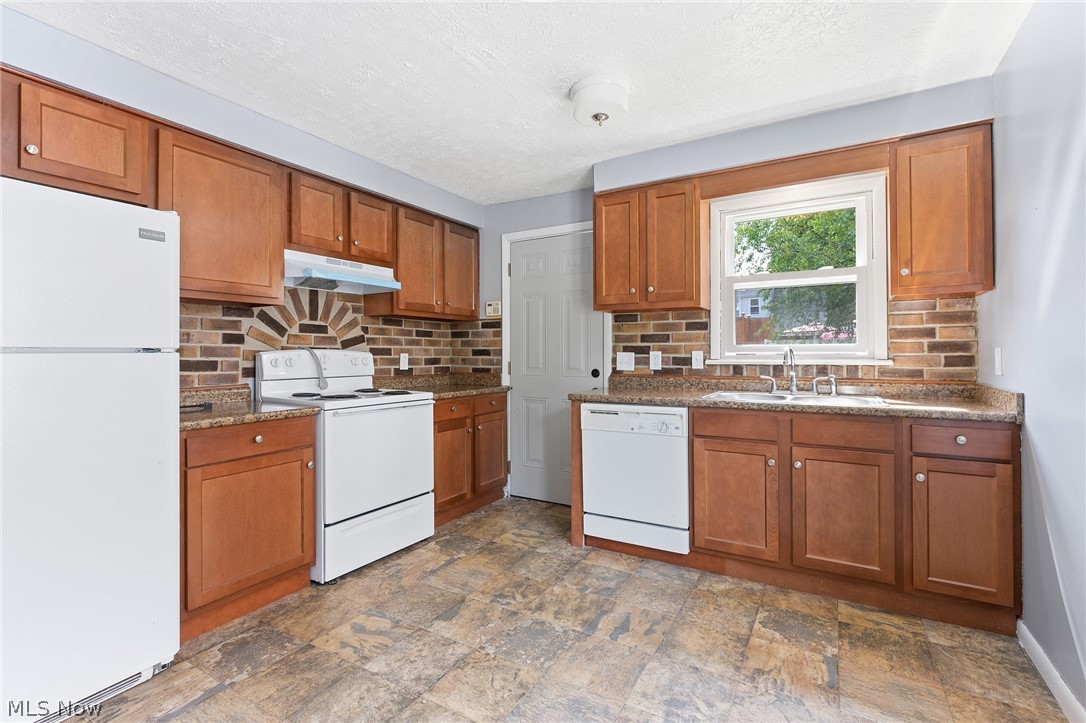 Home Crest - Residential