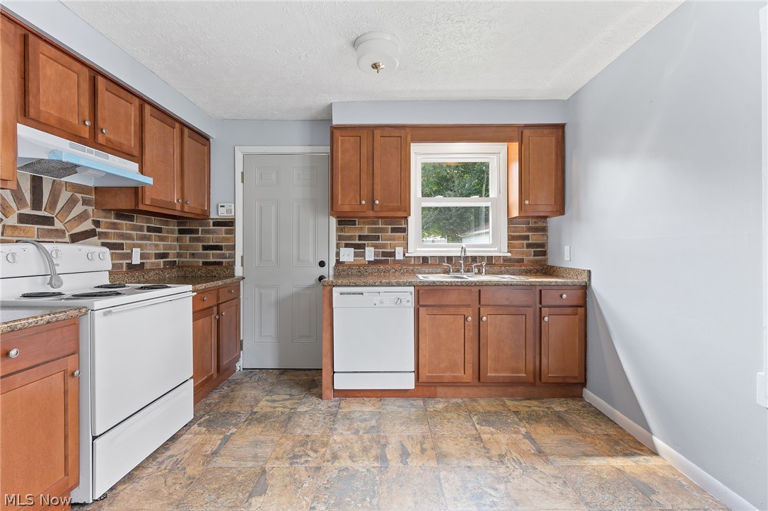 Home Crest - Residential