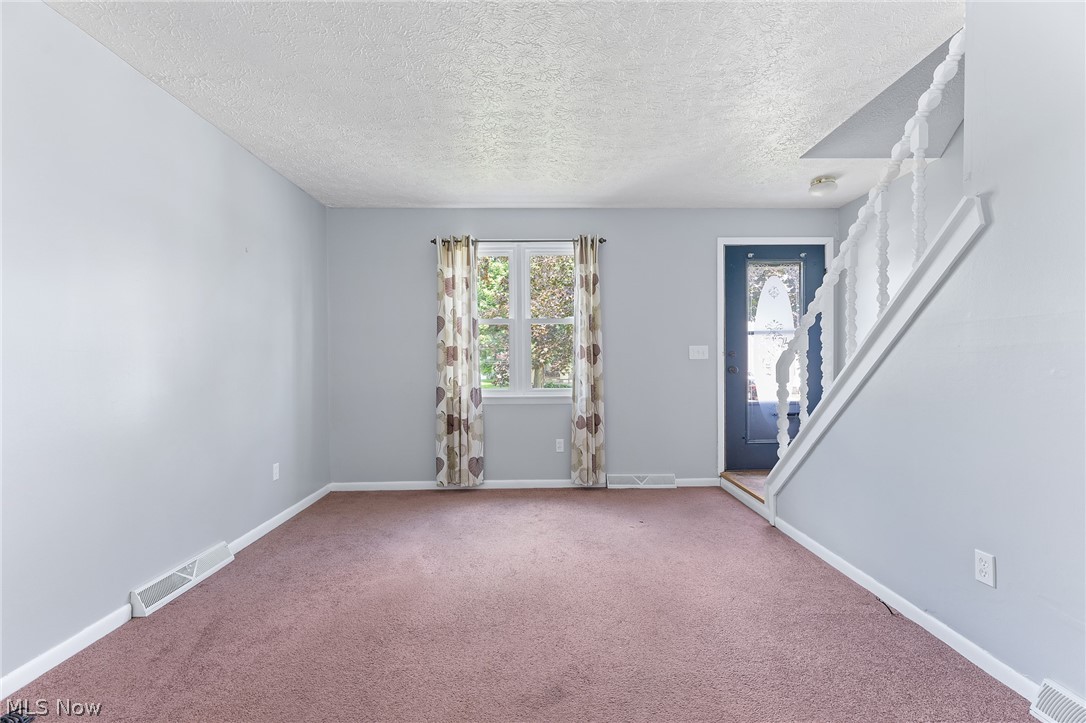 Home Crest - Residential