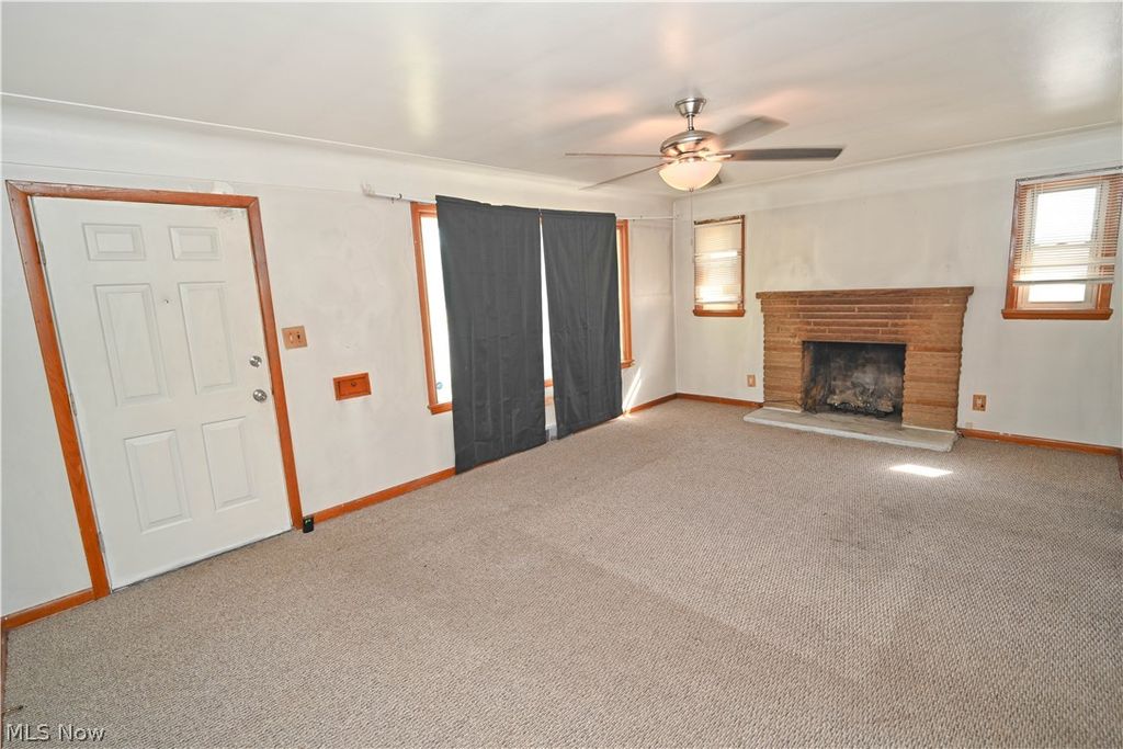 Photo of 11 Brookline Avenue, Youngstown, OH 44505 (MLS # 5204089)