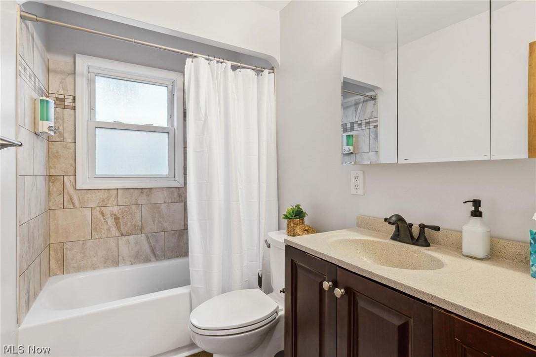 Oxford Manor - Residential