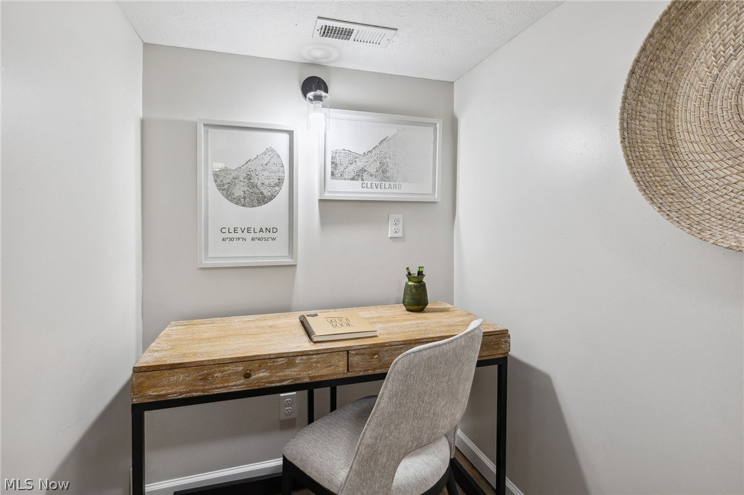 Oxford Manor - Residential