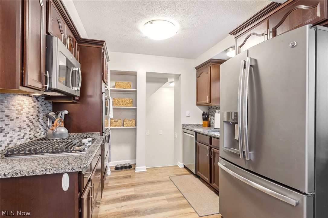 Oxford Manor - Residential