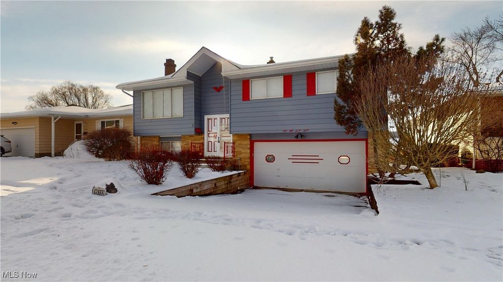 Photo of 15712 Mendota Avenue, Maple Heights, OH 44137 (MLS # 5178098)