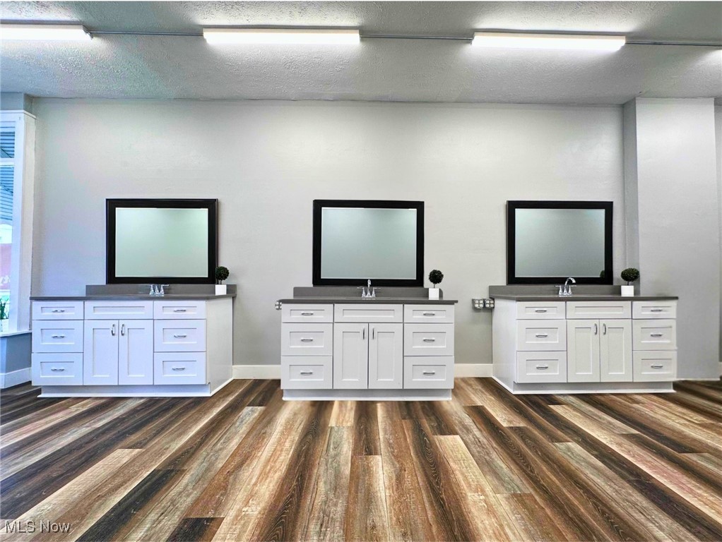 Mentor Manor - Commercial Lease