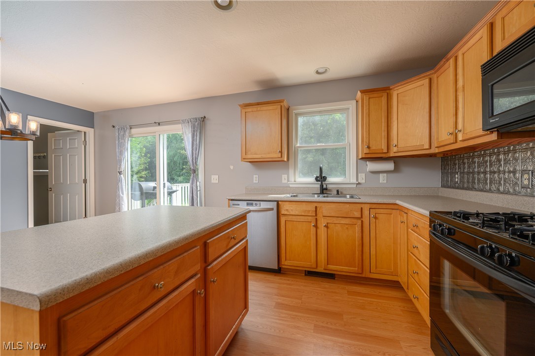Frances Acres 03 - Residential