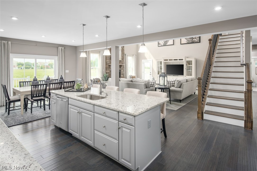 6301 Cherry Blossom Circle NW