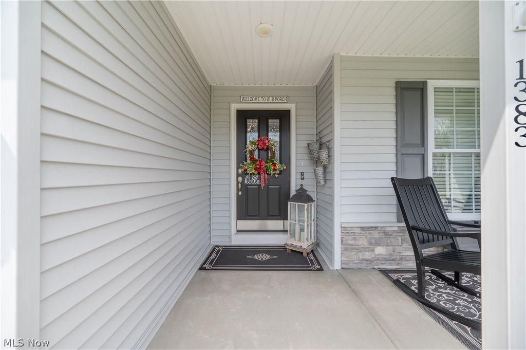 Photo of 1383 Cross Cove, Austintown, OH 44515 (MLS # 5204632)