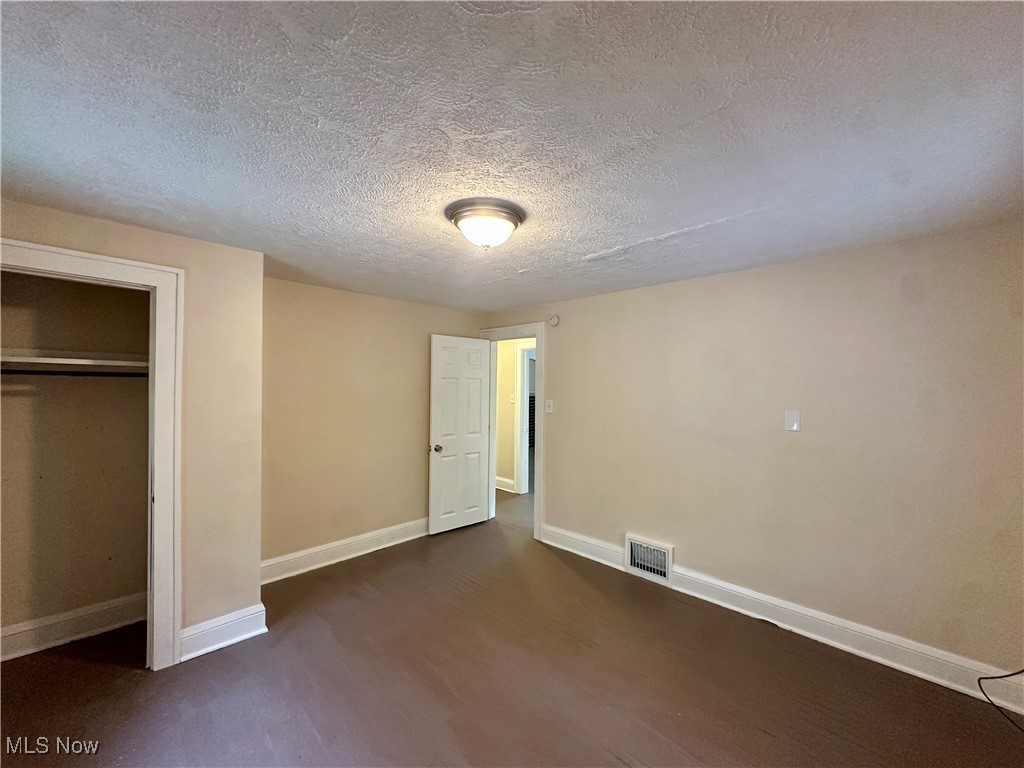 Blue Pond - Residential Lease