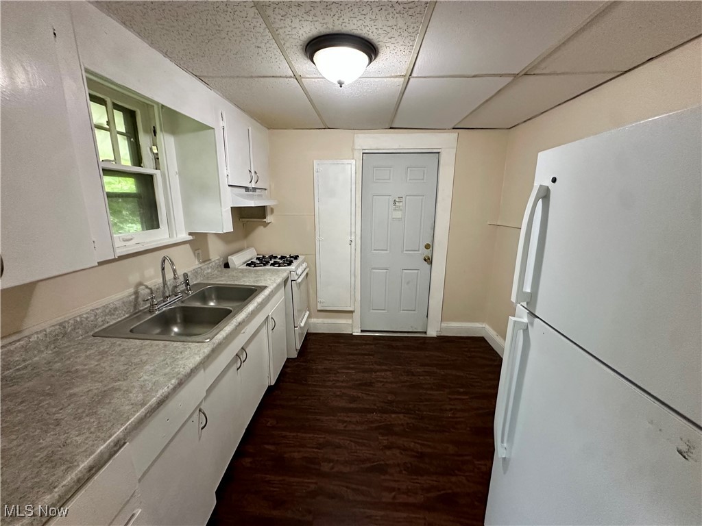 Blue Pond - Residential Lease