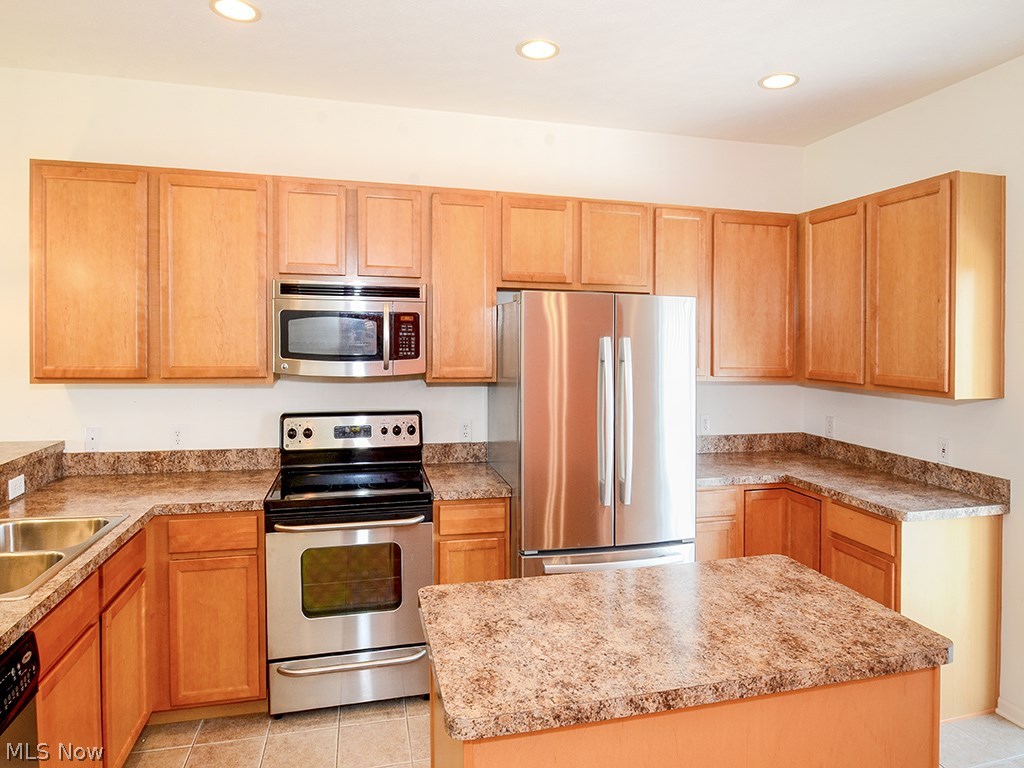 Harbor Walk/Black River Ph - Residential