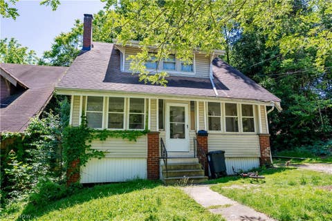 Tiny photo for 628 Lakemont Avenue, Akron, OH 44314 (MLS # 5216892)
