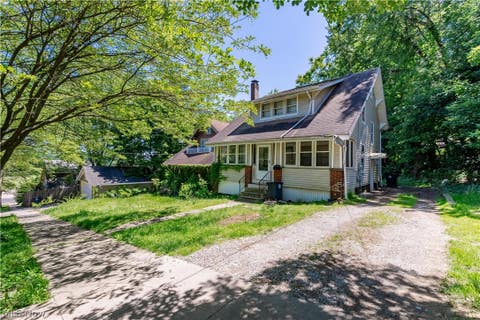 Tiny photo for 628 Lakemont Avenue, Akron, OH 44314 (MLS # 5216892)
