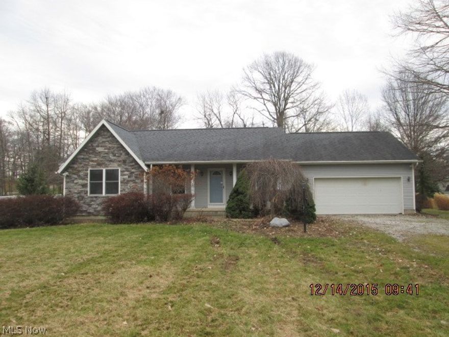 Newer ranch features 3 bedrooms 2 full baths, deck & 1st floor laundry  all on a large lot.