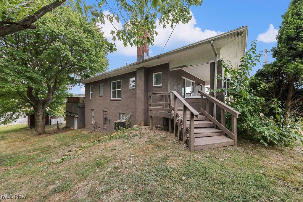 Photo of 401 Prospect Street, Minerva, OH 44657 (MLS # 5174471)