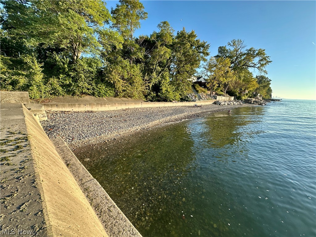Utopia Beach - Residential