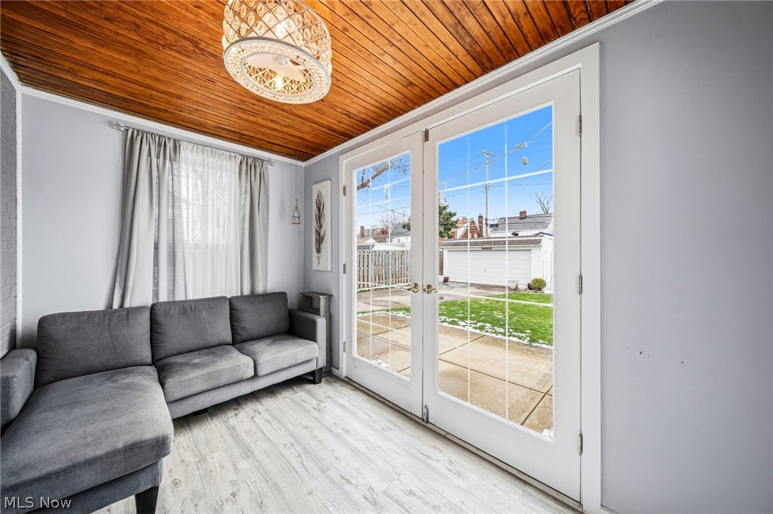 Utopia Beach - Residential