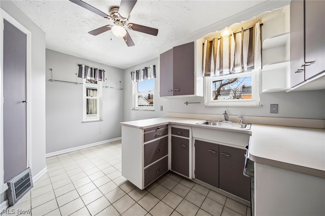 Utopia Beach - Residential