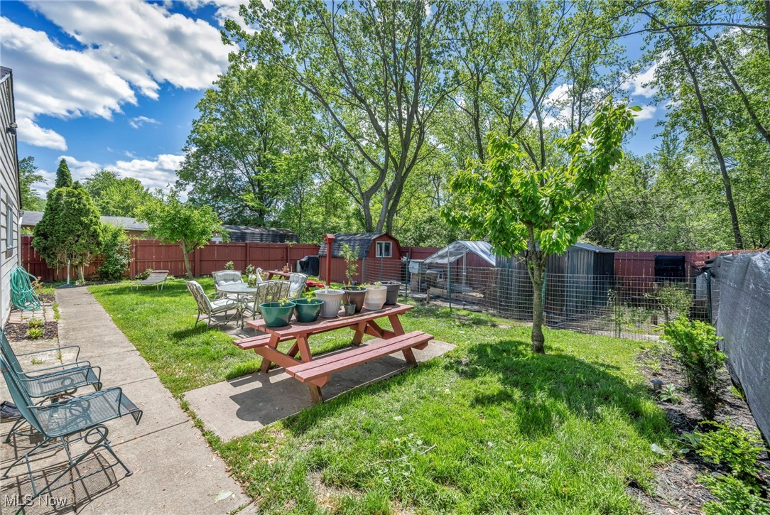 2212 Randall Street, Lorain, Ohio image 8