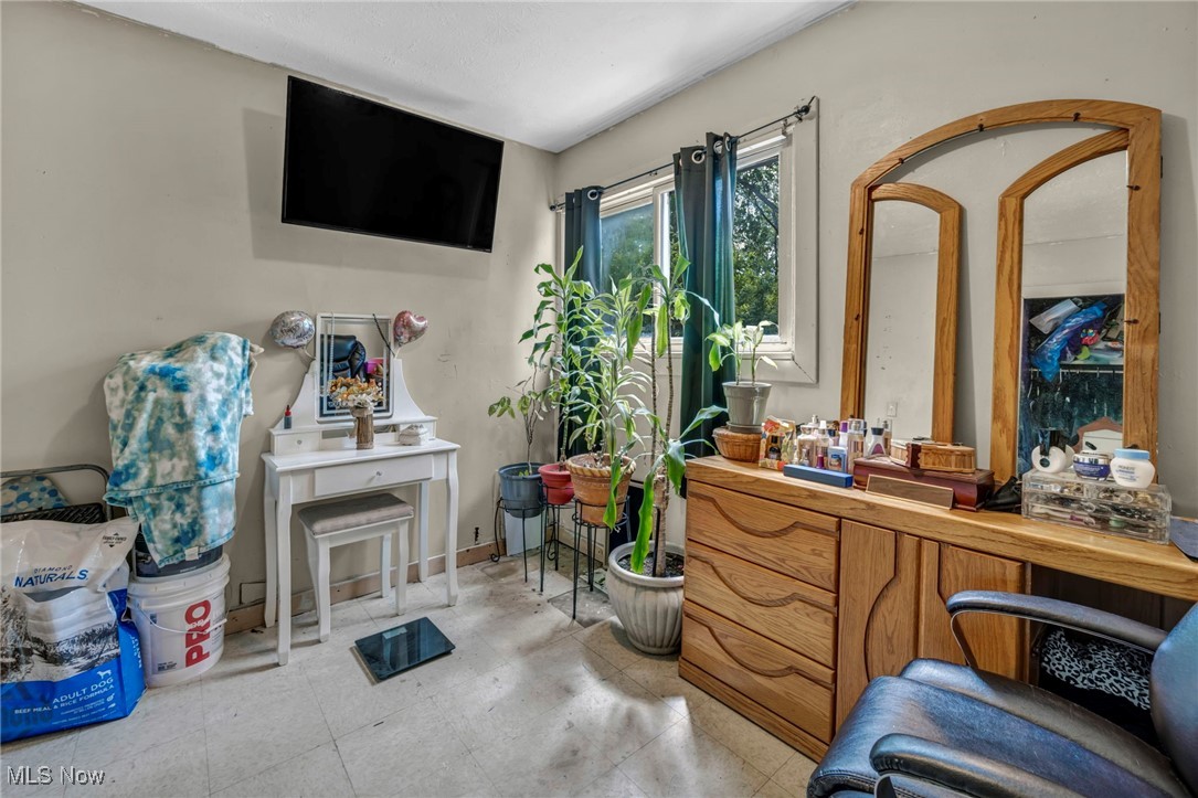 2212 Randall Street, Lorain, Ohio image 31