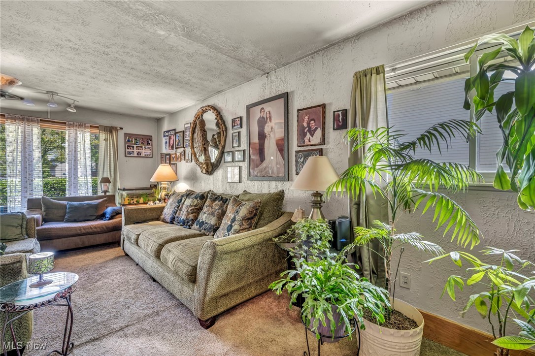 2212 Randall Street, Lorain, Ohio image 39