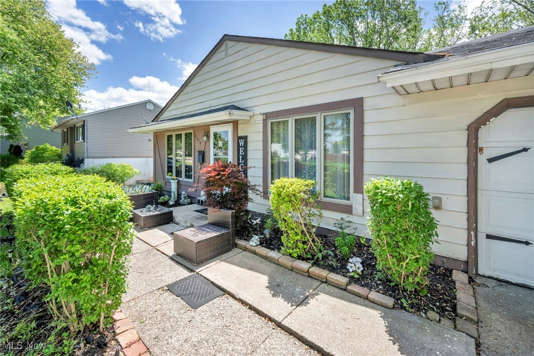 2212 Randall Street, Lorain, Ohio image 5