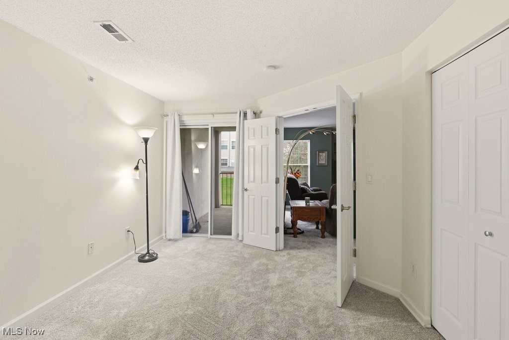 Fox Hollow/Woodhawk Condo - Residential