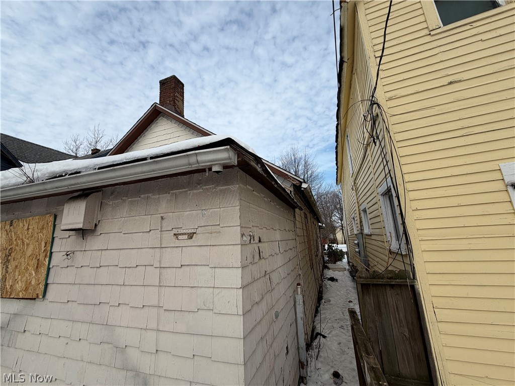 James M Hoyts - Residential